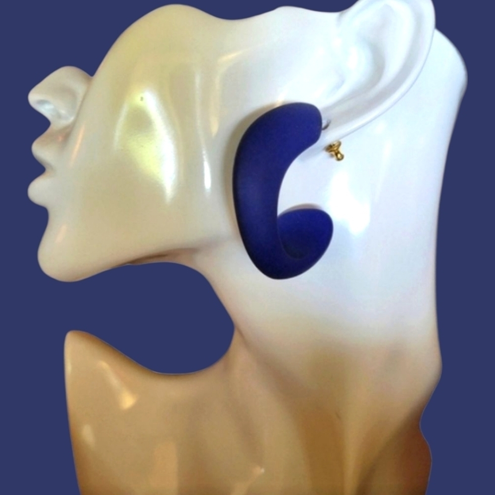 VTG 1970s Jumbo Chunky Blue Acrylic Half Hoop Mod Earrings